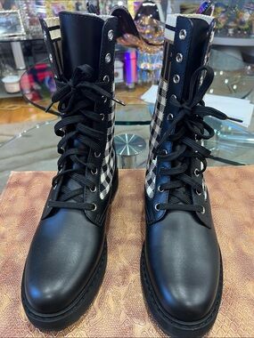Fendi Black Women Leather Lace-Up Boots with Houndstooth Panels
